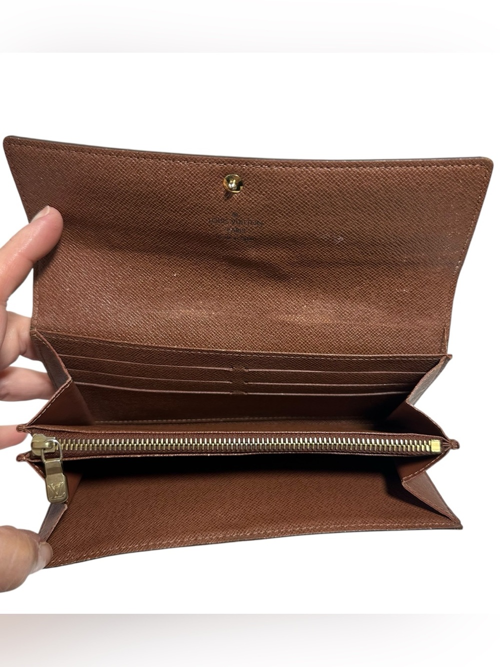 Louis Vuitton Monogram Leather Sarah Wallet on Chain - Picture 5 of 14